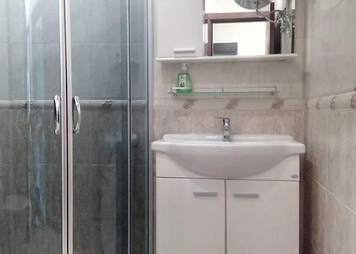 Hotell Vip Complex Perla, *