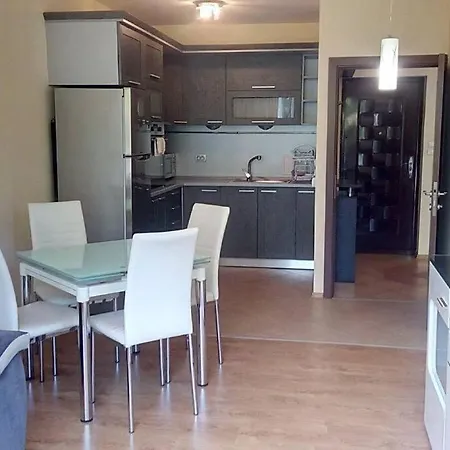 Vip Complex Perla, *